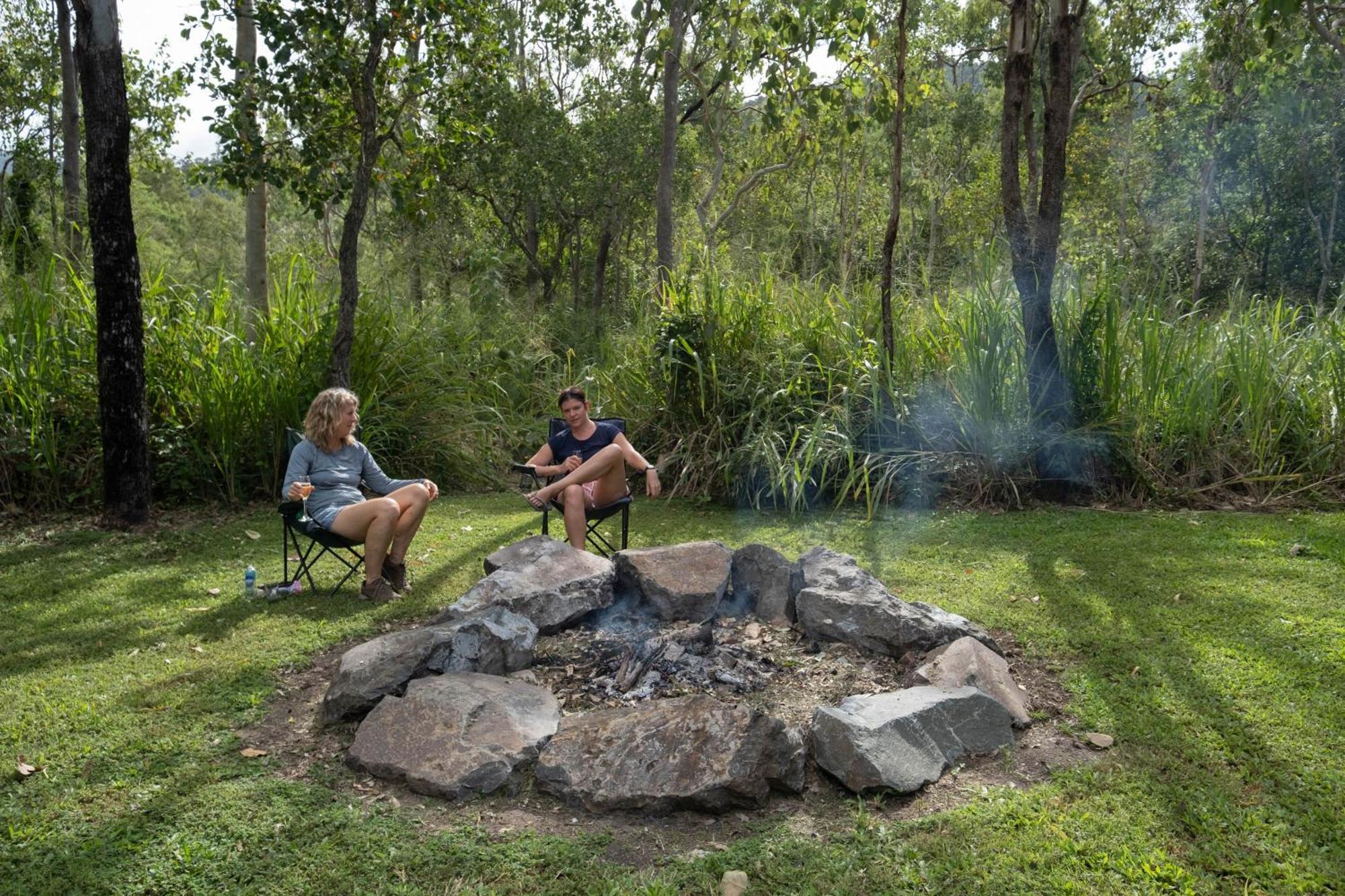 Airlie Beach Eco Cabins - Adults Only Eksteriør bilde